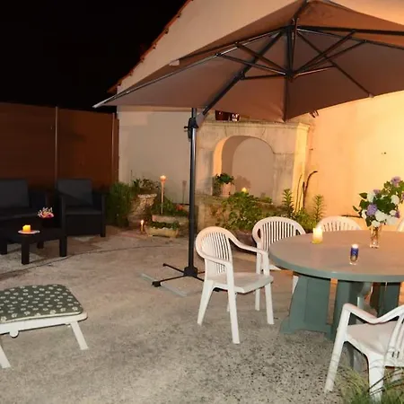 펜션 Maison Cossue De 200m2 A Lascaux