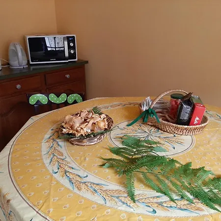 펜션 Maison Cossue De 200m2 A Lascaux 몽티냑