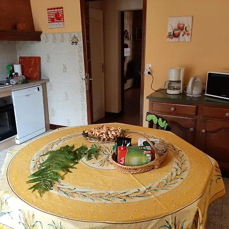 펜션 Maison Cossue De 200m2 A Lascaux 몽티냑